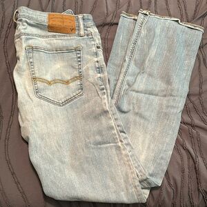 American eagle active flex jeans 32x26